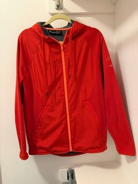Under Armour Men's Burnt Orange Red Lightweight Hooded Jacket